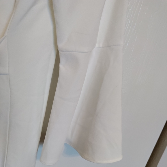 Beautiful Lulu's white dress - Picture 7 of 12